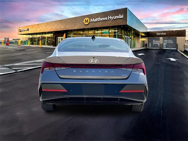 new 2025 Hyundai ELANTRA HEV car, priced at $28,625
