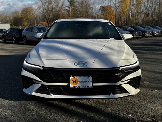 new 2025 Hyundai Elantra car, priced at $29,090