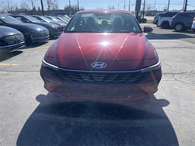 new 2024 Hyundai Elantra HEV car, priced at $30,905