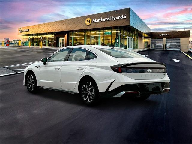 new 2025 Hyundai Sonata car, priced at $29,630