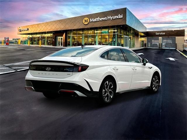 new 2025 Hyundai Sonata car, priced at $29,630