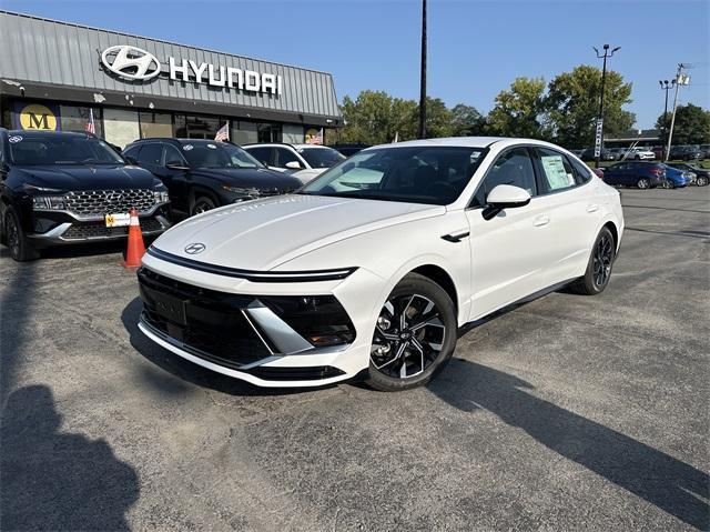 new 2025 Hyundai Sonata car, priced at $30,430