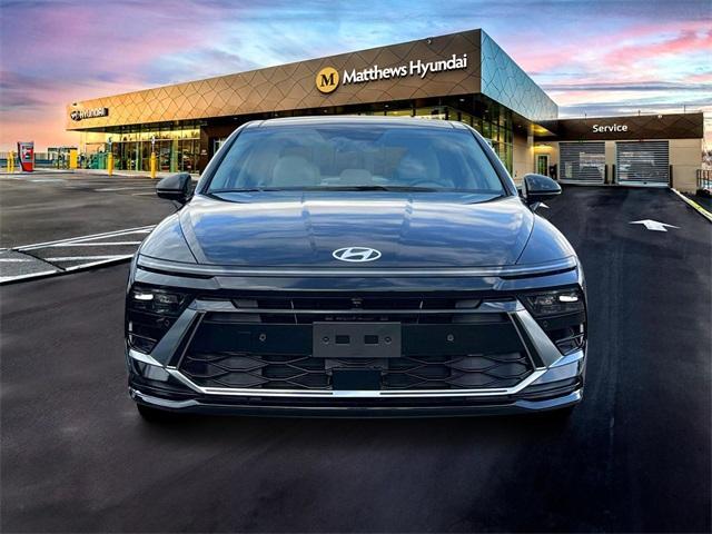 new 2025 Hyundai Sonata Hybrid car, priced at $37,085