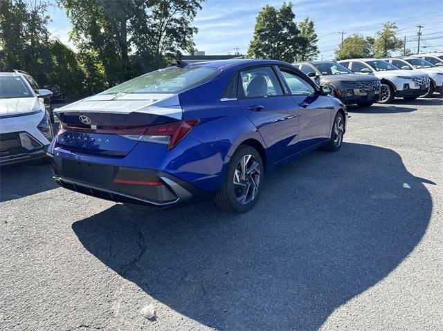 new 2025 Hyundai Elantra car, priced at $23,160