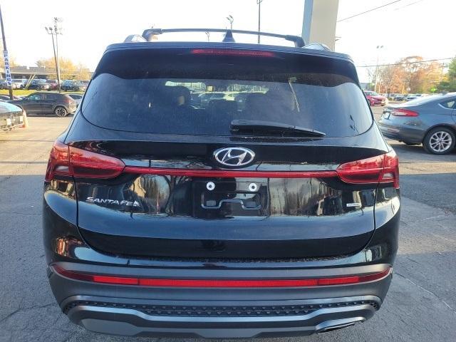 used 2022 Hyundai Santa Fe car, priced at $25,540