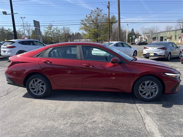 new 2024 Hyundai Elantra HEV car, priced at $27,950