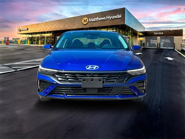new 2025 Hyundai Elantra car, priced at $26,997