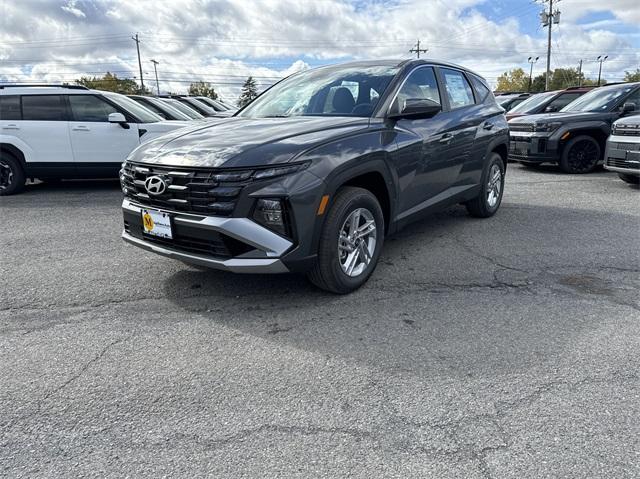 new 2025 Hyundai Tucson car, priced at $32,185