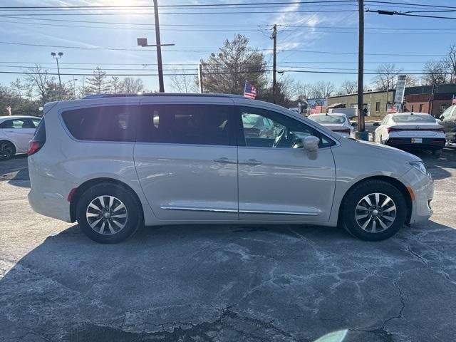 used 2020 Chrysler Pacifica car, priced at $27,355