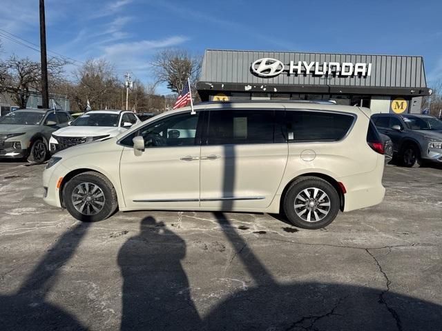 used 2020 Chrysler Pacifica car, priced at $27,355