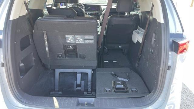 used 2024 Kia Carnival car, priced at $33,250
