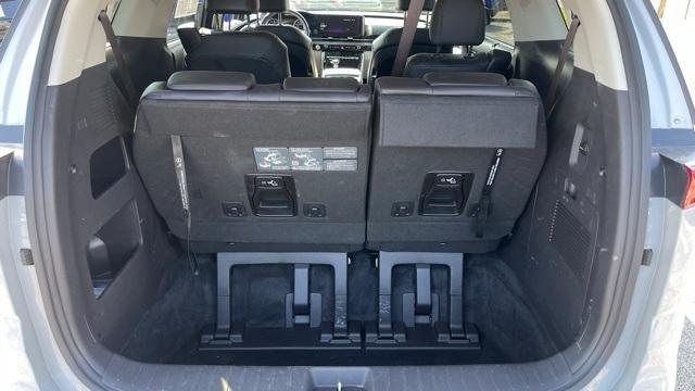 used 2024 Kia Carnival car, priced at $33,250