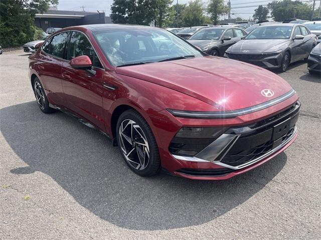 new 2024 Hyundai Sonata car, priced at $32,270