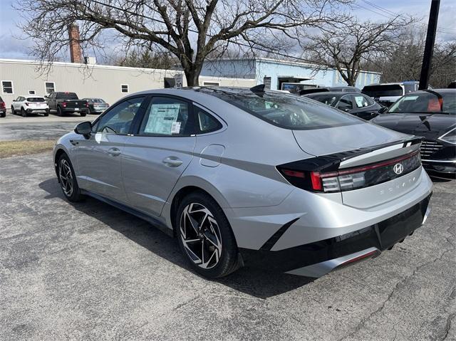 new 2024 Hyundai Sonata car, priced at $29,220