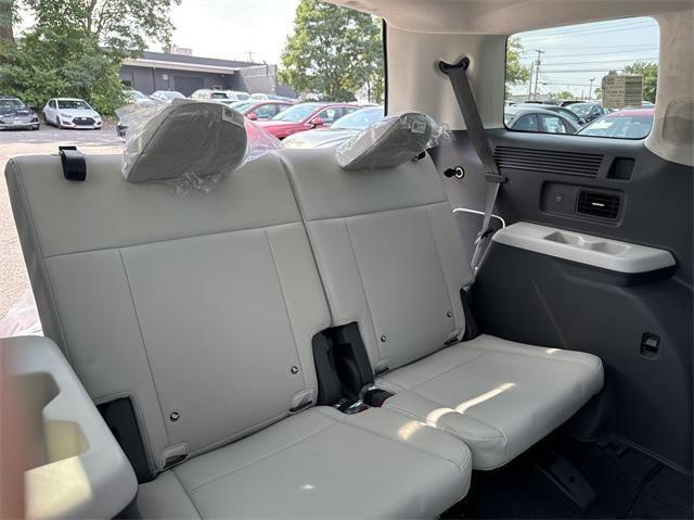 new 2025 Hyundai Santa Fe car, priced at $45,335