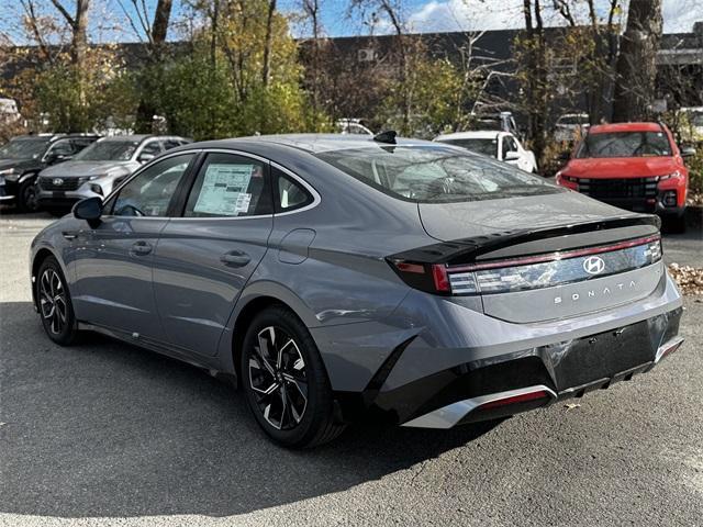 new 2025 Hyundai Sonata car, priced at $30,920