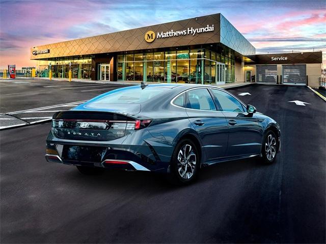 new 2025 Hyundai Sonata car, priced at $30,055