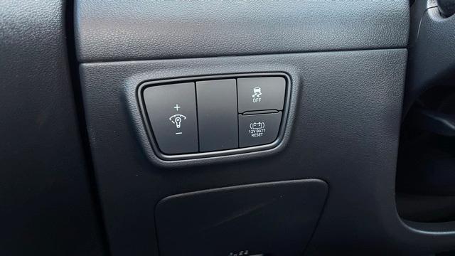 used 2022 Hyundai TUCSON Hybrid car, priced at $23,660