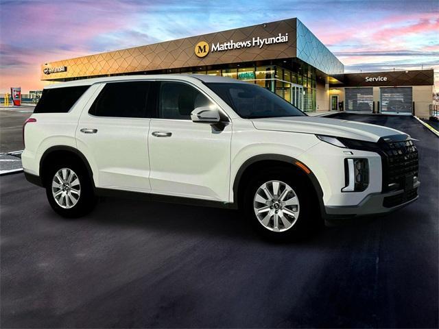 new 2025 Hyundai Palisade car, priced at $36,825