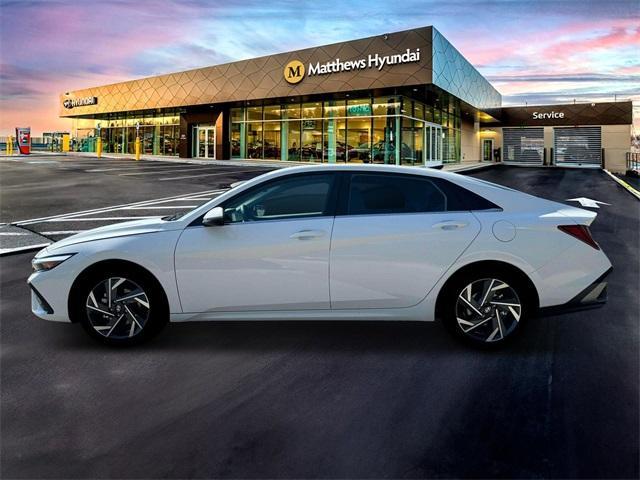 new 2025 Hyundai ELANTRA HEV car, priced at $29,115