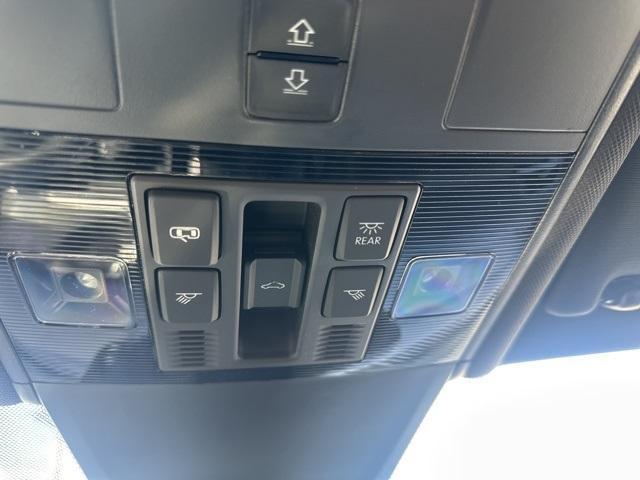 used 2024 Volkswagen Tiguan car, priced at $30,345