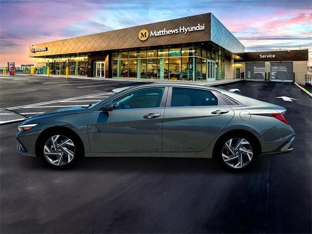 new 2025 Hyundai Elantra car, priced at $26,390