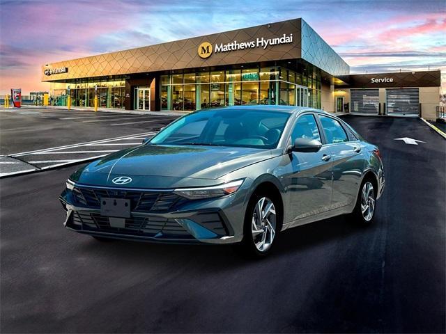 new 2025 Hyundai Elantra car, priced at $26,390