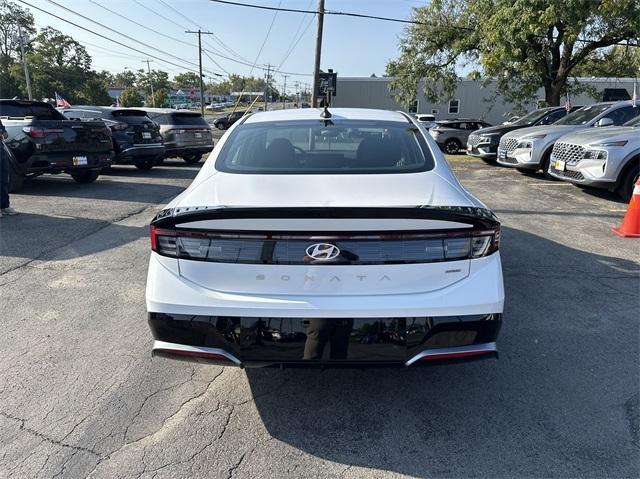 new 2025 Hyundai Sonata car, priced at $27,989