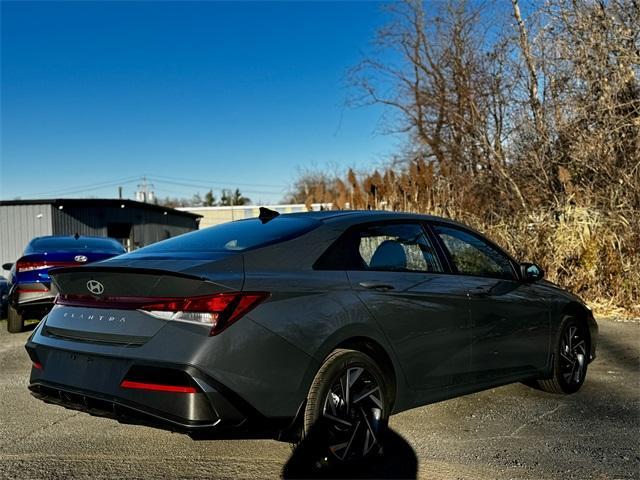 new 2025 Hyundai Elantra car, priced at $23,760