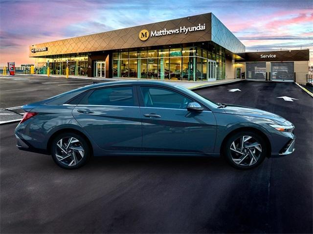 new 2025 Hyundai Elantra car, priced at $26,155