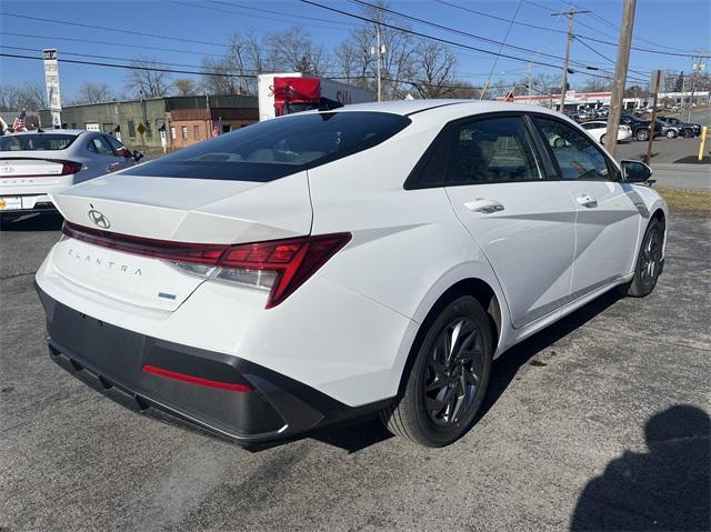 new 2024 Hyundai Elantra HEV car, priced at $28,420