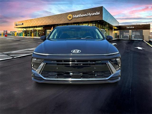 new 2024 Hyundai Sonata Hybrid car, priced at $36,670