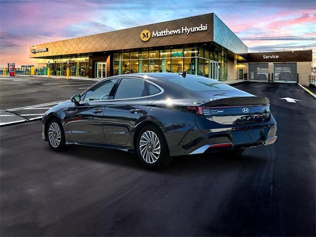 new 2024 Hyundai Sonata Hybrid car, priced at $36,670