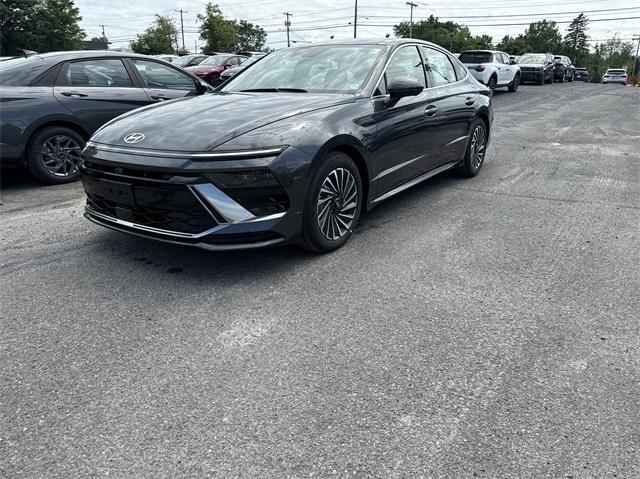 new 2024 Hyundai Sonata Hybrid car, priced at $38,895