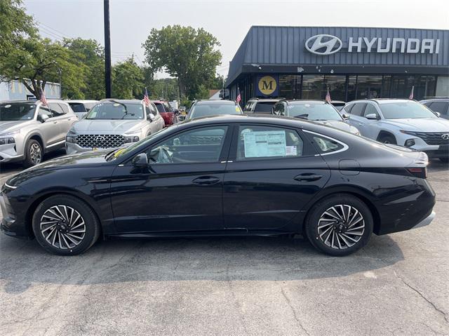 new 2024 Hyundai Sonata Hybrid car, priced at $38,895