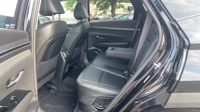 used 2024 Hyundai TUCSON Hybrid car, priced at $30,211