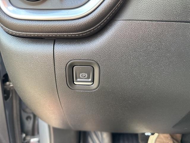 used 2022 Chevrolet Silverado 1500 Limited car, priced at $38,306