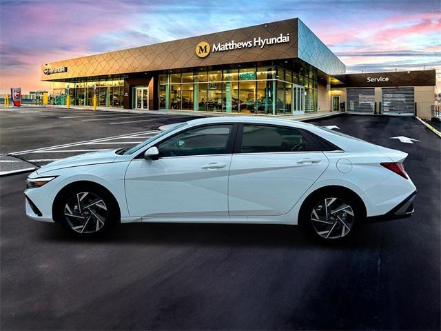 new 2025 Hyundai Elantra car, priced at $27,000