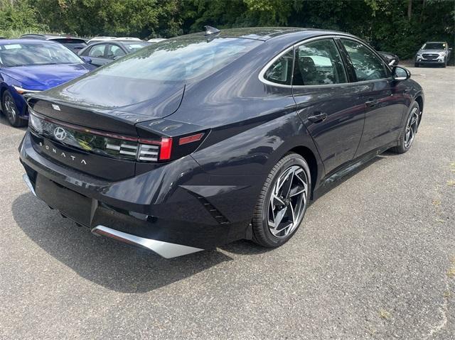 new 2024 Hyundai Sonata car, priced at $29,220