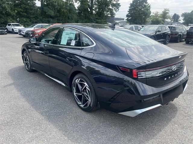 new 2024 Hyundai Sonata car, priced at $29,220