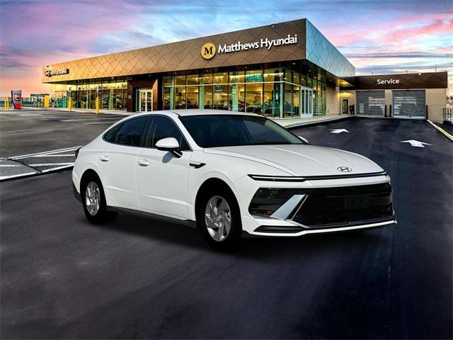 new 2025 Hyundai Sonata car, priced at $26,830