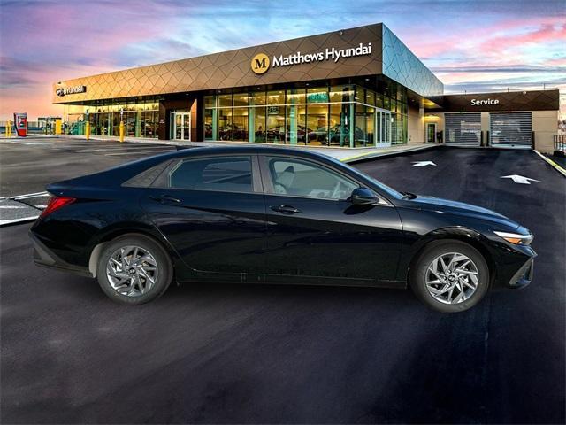new 2025 Hyundai ELANTRA HEV car, priced at $24,280