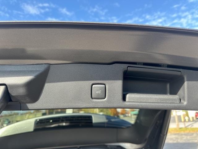 used 2022 Ford Escape car, priced at $24,995