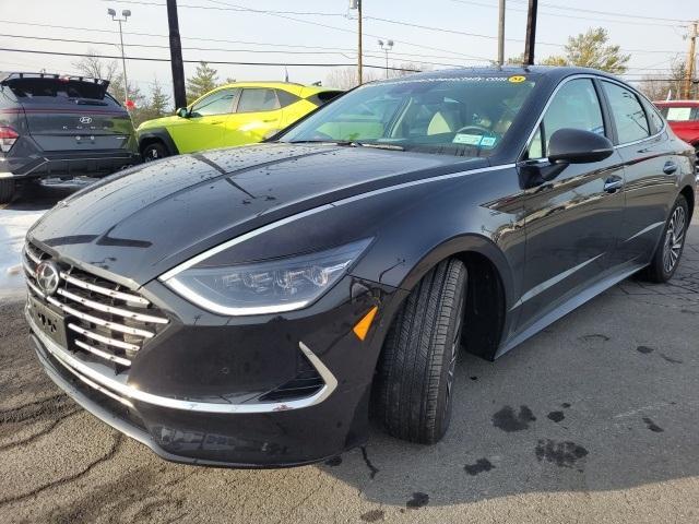 used 2023 Hyundai Sonata Hybrid car, priced at $28,400