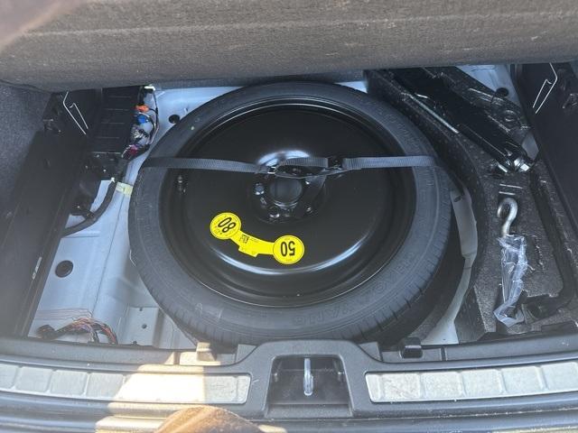 used 2021 Volvo XC40 car, priced at $27,470