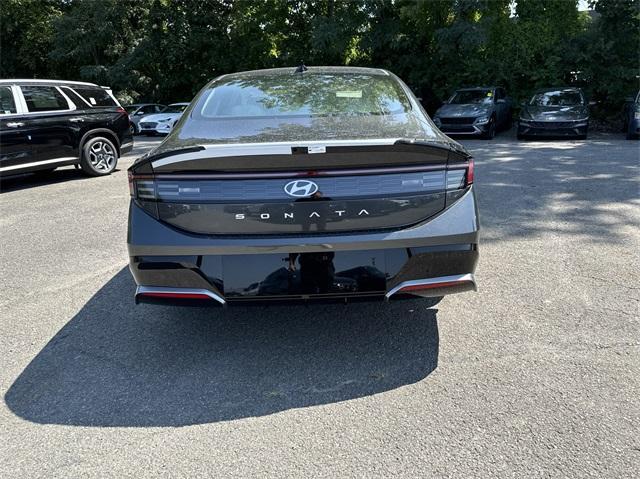 new 2024 Hyundai Sonata car, priced at $29,220