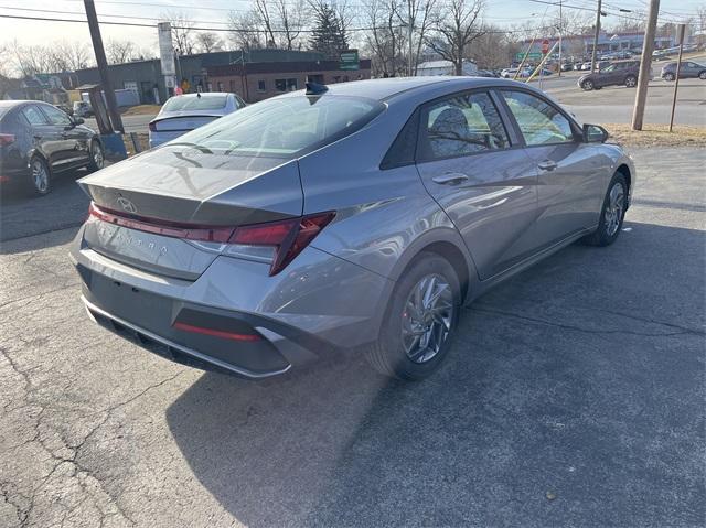 new 2024 Hyundai Elantra car, priced at $25,270