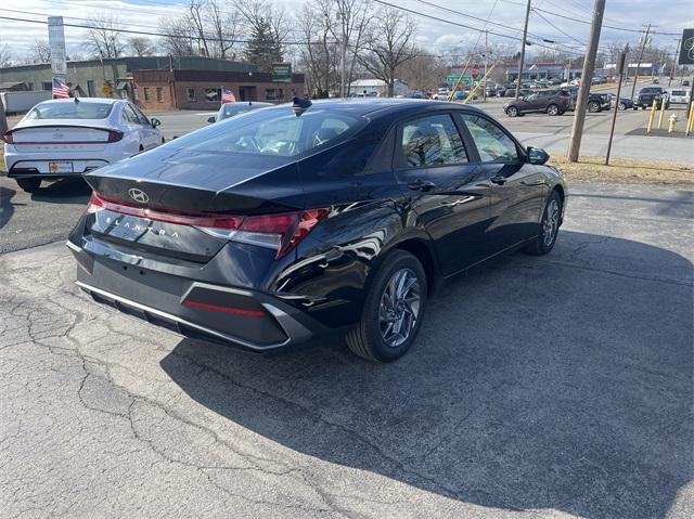 new 2024 Hyundai Elantra car, priced at $25,270