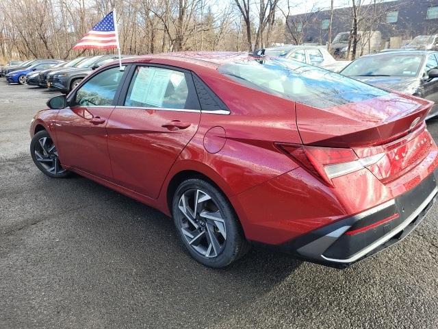 used 2024 Hyundai Elantra HEV car, priced at $27,131