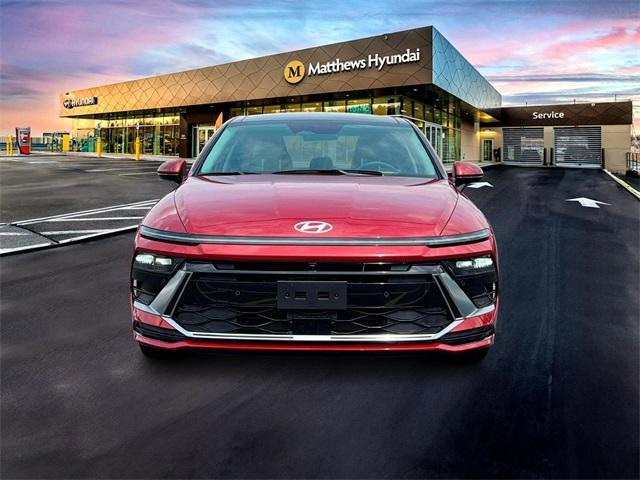 new 2025 Hyundai Sonata Hybrid car, priced at $37,810